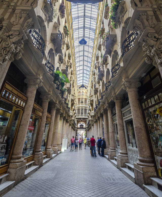 Albacete 28 - Pasaje Lodares.jpg